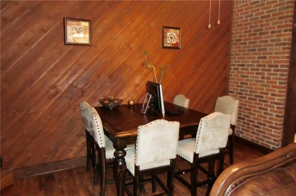 7240 Hickory Road Indianapolis, IN 46259 - Photo 14 of 24 Gallery Image 14
