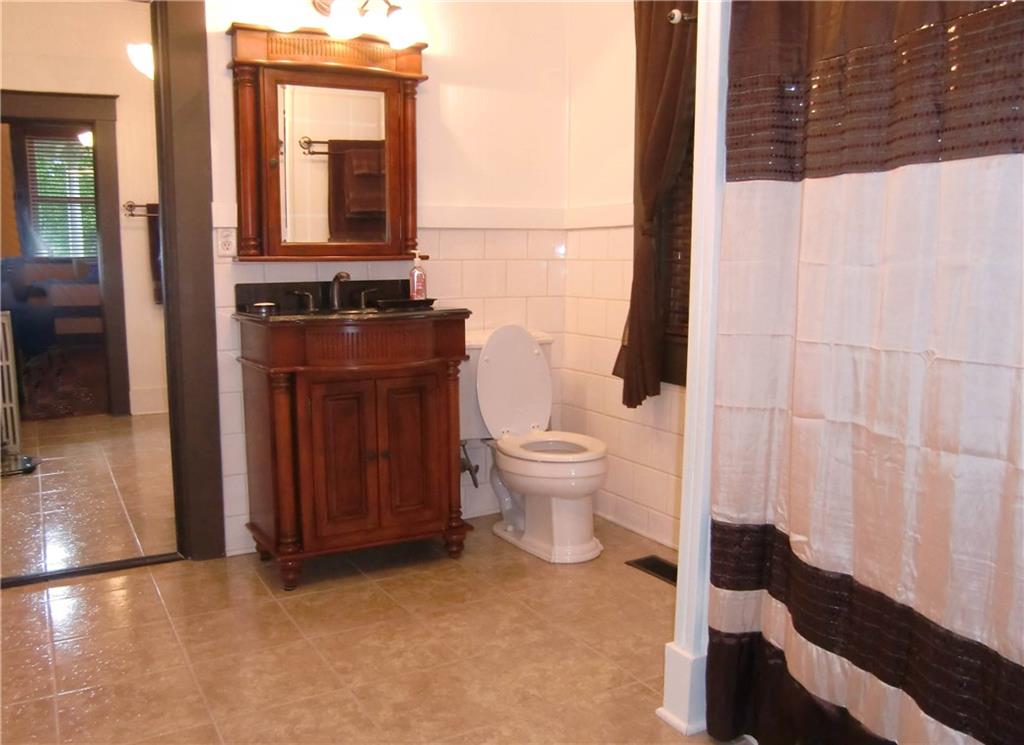 7240 Hickory Road Indianapolis, IN 46259 - Photo 18 of 24 Gallery Image 18