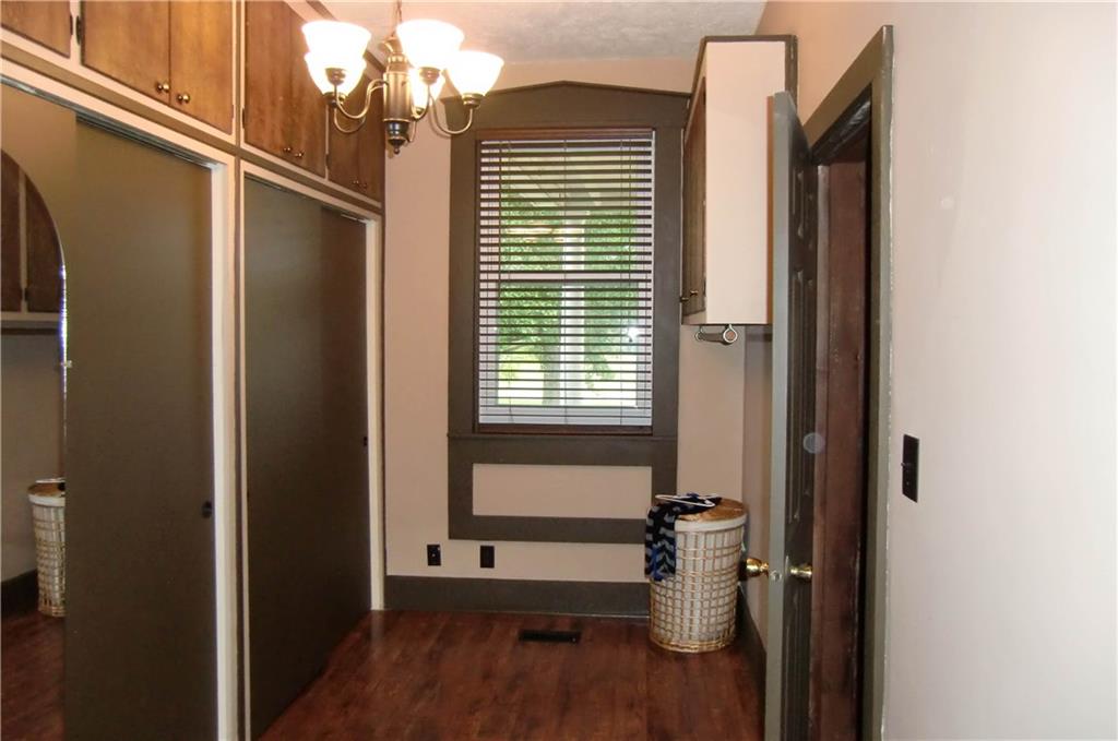 7240 Hickory Road Indianapolis, IN 46259 - Photo 19 of 24 Gallery Image 19