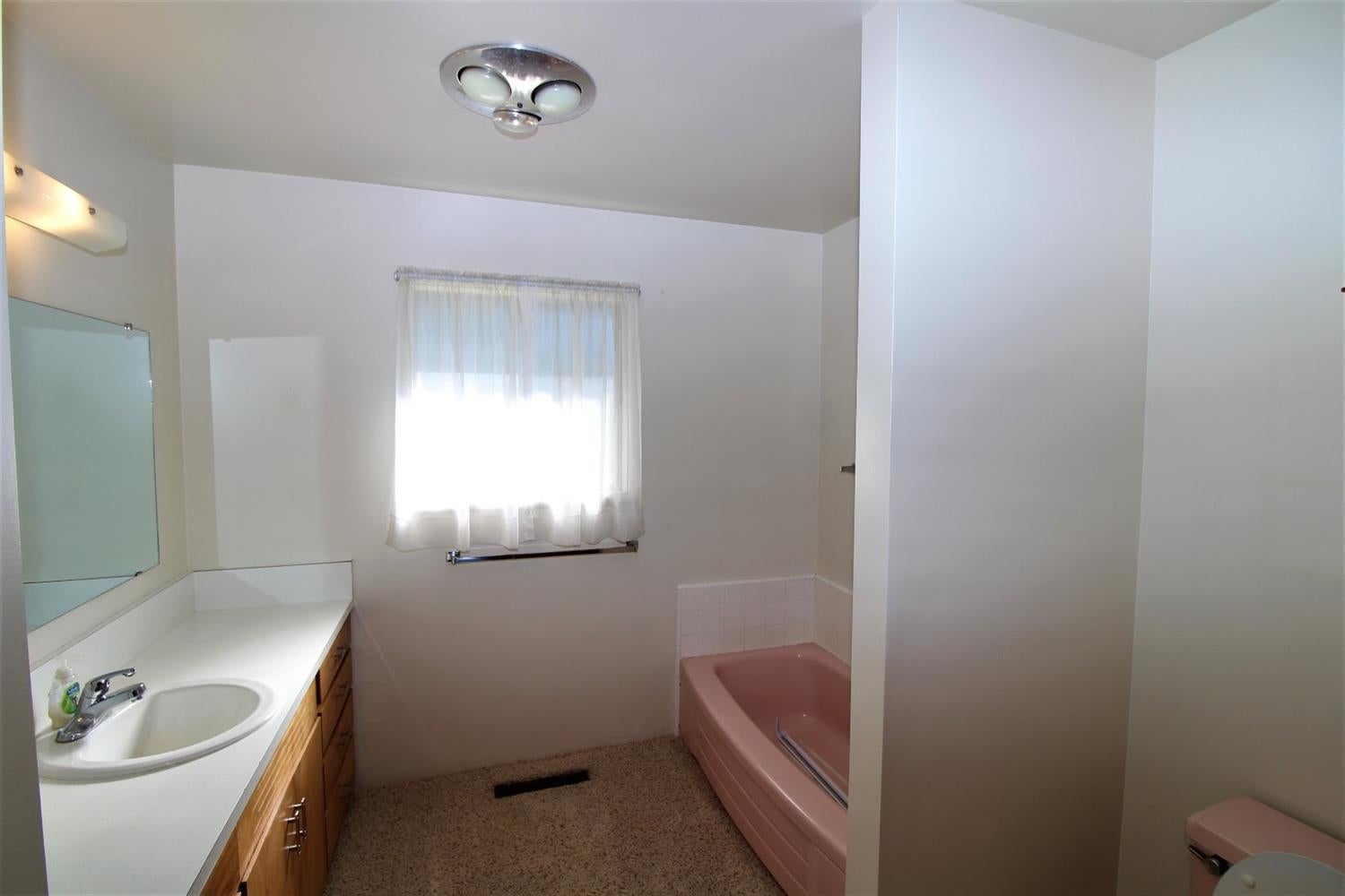 2380 Lower River Road Grants Pass, OR 97526 - Photo 14 of 24 Additional Photo