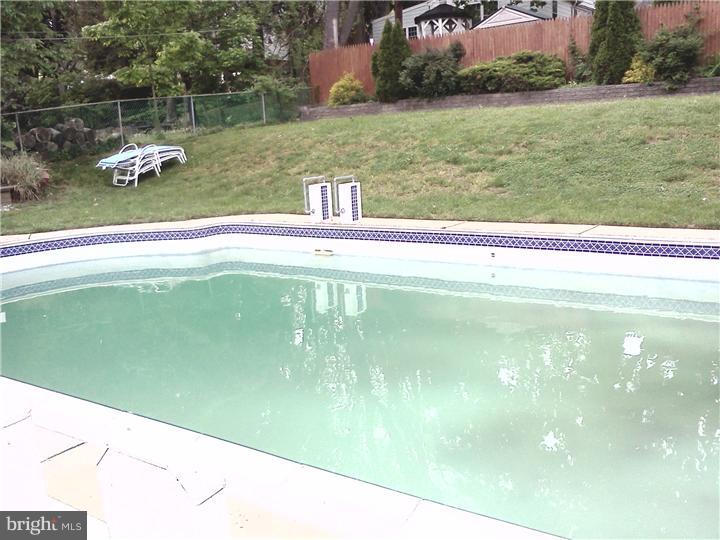 125 Wetherill Road Cheltenham, PA 19012 - Photo 22 of 25 Pool