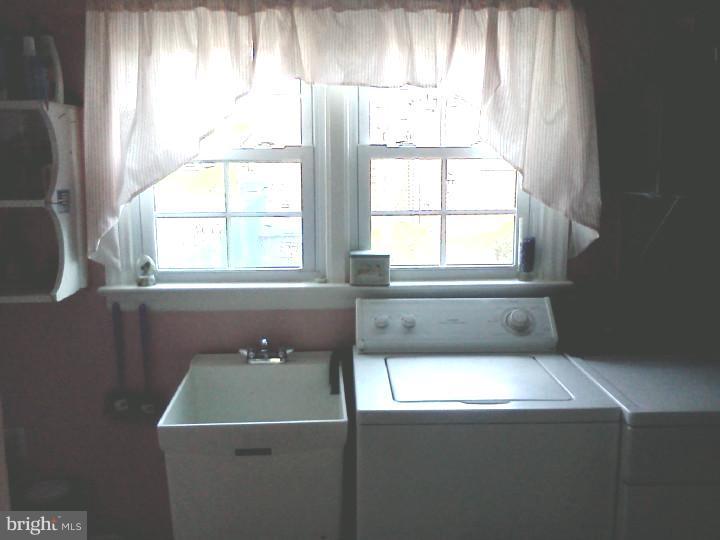 125 Wetherill Road Cheltenham, PA 19012 - Photo 9 of 25 Laundry Room
