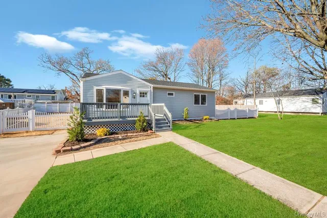 $550,000 | 18 South 28th Street, Wyandanch, NY 11798