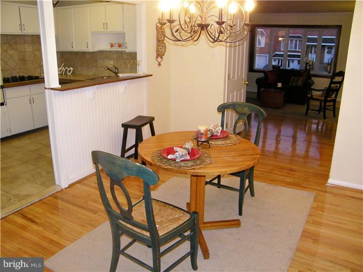 12110 Medford Road Philadelphia, PA 19154 - Photo 6 of 21 Dining Room