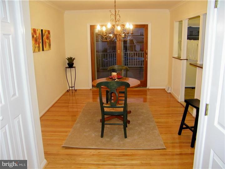 12110 Medford Road Philadelphia, PA 19154 - Photo 8 of 21 Dining Room