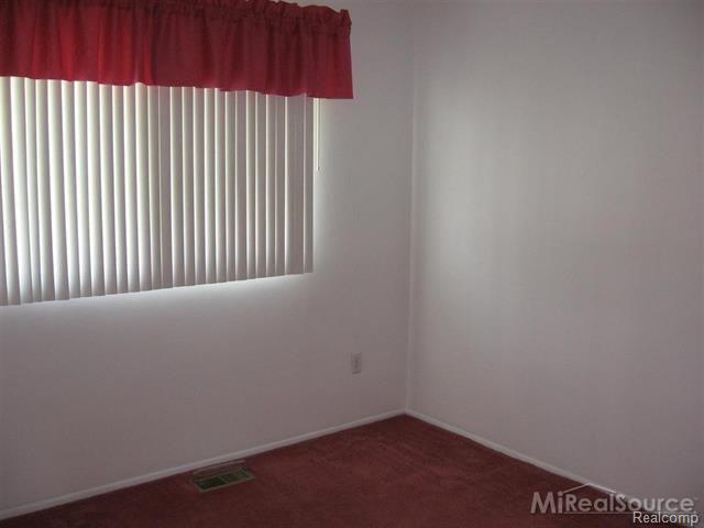 13066 East 13 Mile Road Warren, MI 48088 - Photo 9 of 15 9.JPG