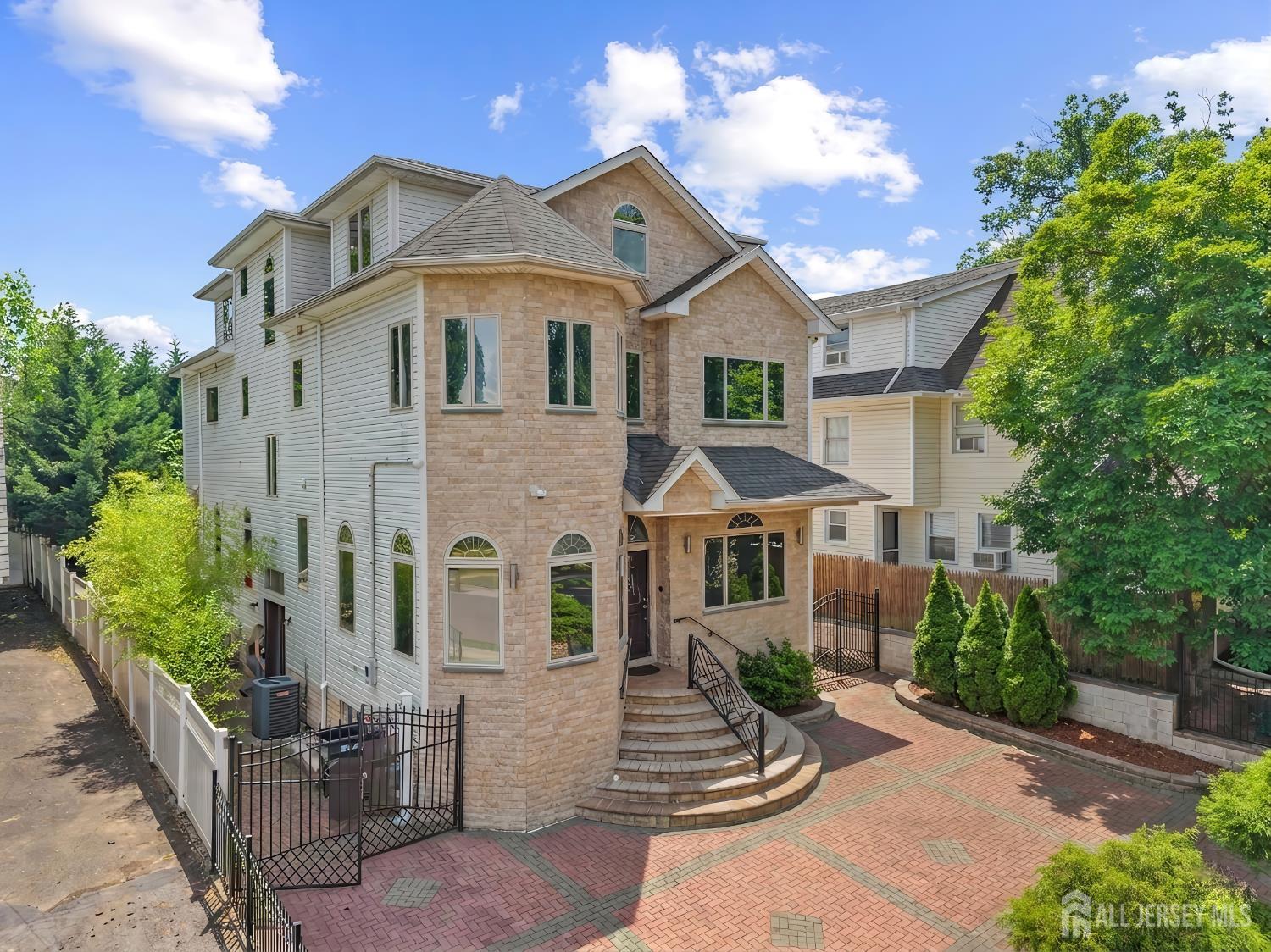 69-71 Summit Road Elizabeth, NJ 07208 - Photo 3 of 39