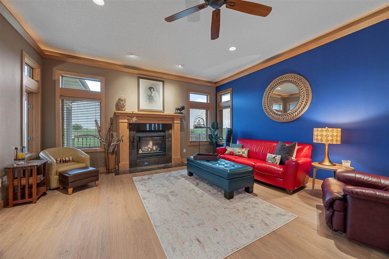2155 Johnson-Washington Road Southwest Kalona, IA 52247 - Photo 6 of 60 Gallery Image 6