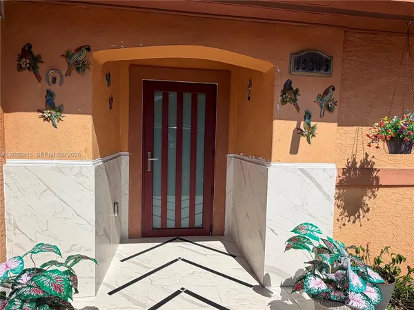 $3,700 | 19205 Northwest 47th Place, Miami Gardens, FL 33055