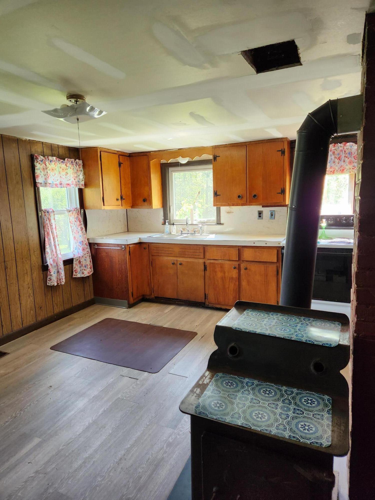 3150 Turner Ridge Road Somerville, ME 04348 - Photo 21 of 28 EllisKitchen2