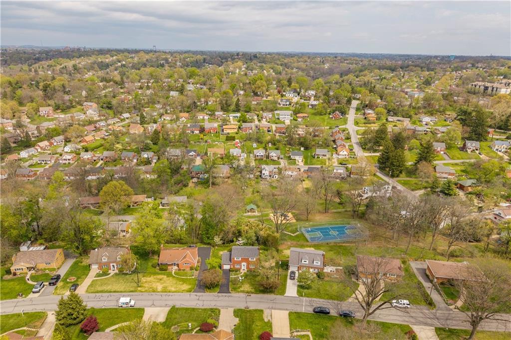 332 Long Drive Pittsburgh, PA 15241 - Photo 16 of 41