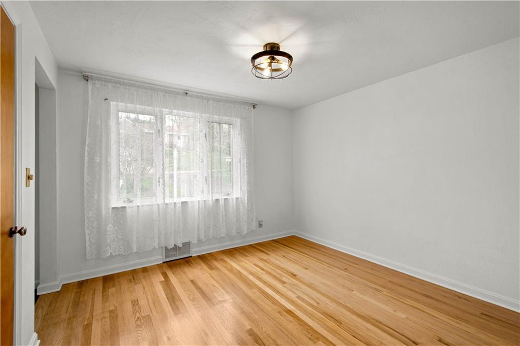 332 Long Drive Pittsburgh, PA 15241 - Photo 22 of 41