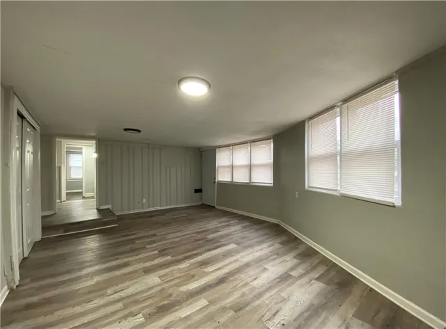 $190,000 | 913 South Hocker Avenue, Independence, MO 64050