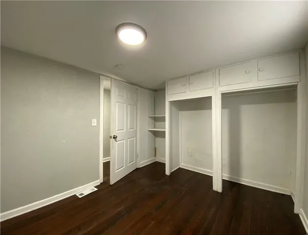 $190,000 | 913 South Hocker Avenue, Independence, MO 64050