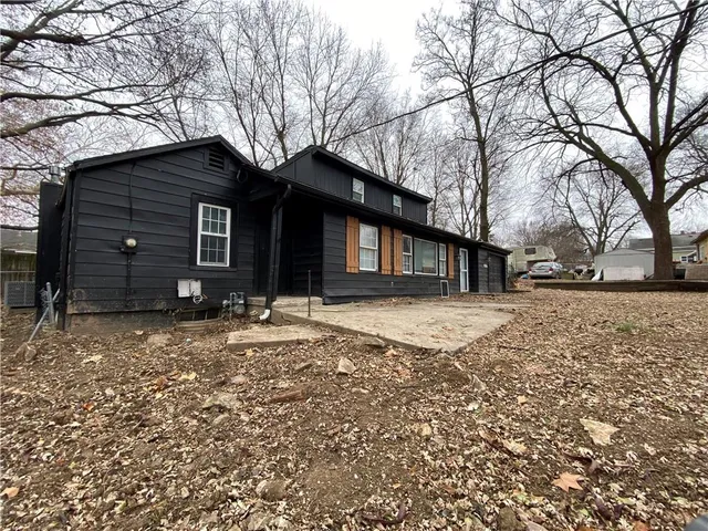$190,000 | 913 South Hocker Avenue, Independence, MO 64050