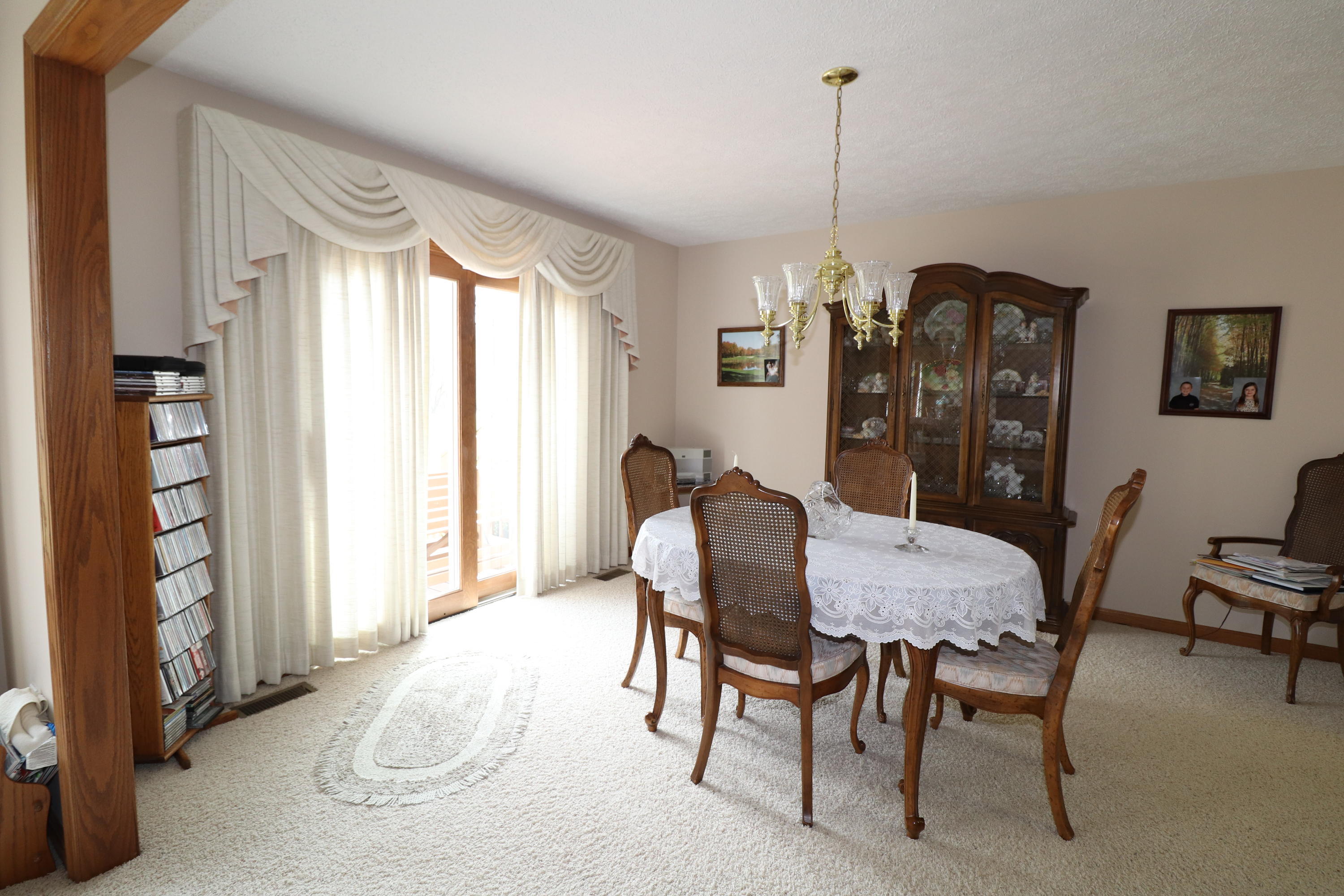 14781 Boichot Road Lansing, MI 48906 - Photo 9 of 29 IMG_3483