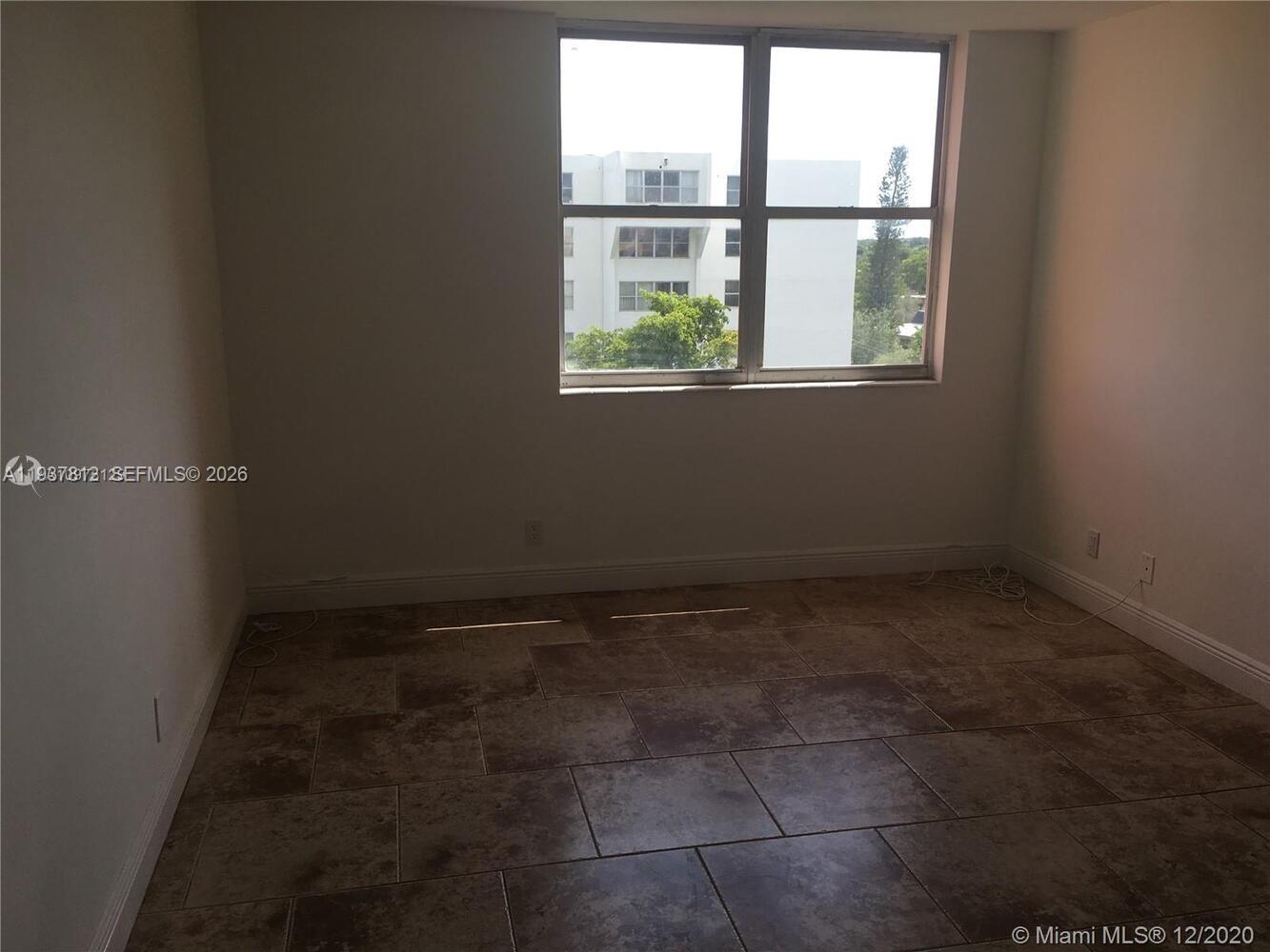 9001 Southwest 77th Avenue, Unit C706 Miami, FL 33156 - Photo 11 of 18