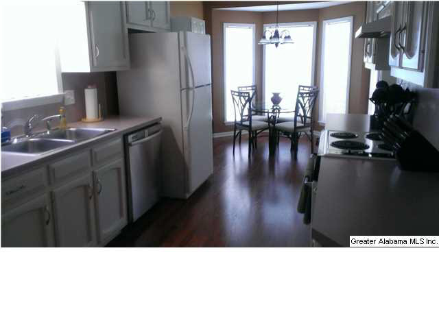 228 Leaf Lane Alabaster, AL 35007 - Photo 10 of 13