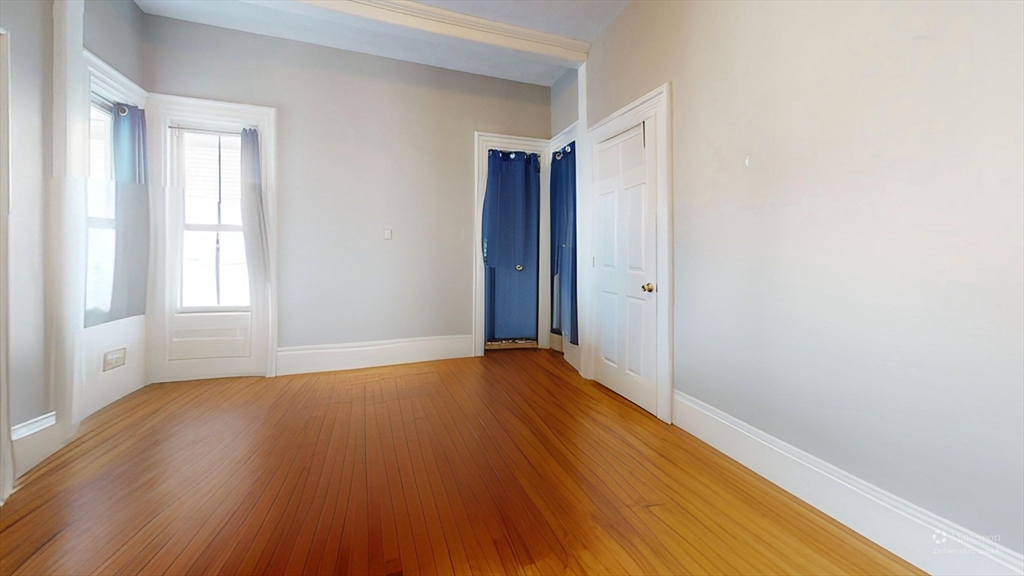 12 Lyman Street, Unit 1 Waltham, MA 02452 - Photo 9 of 11