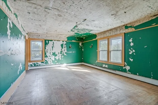 $249,000 | 40 Park Avenue, Newton, NJ 07860