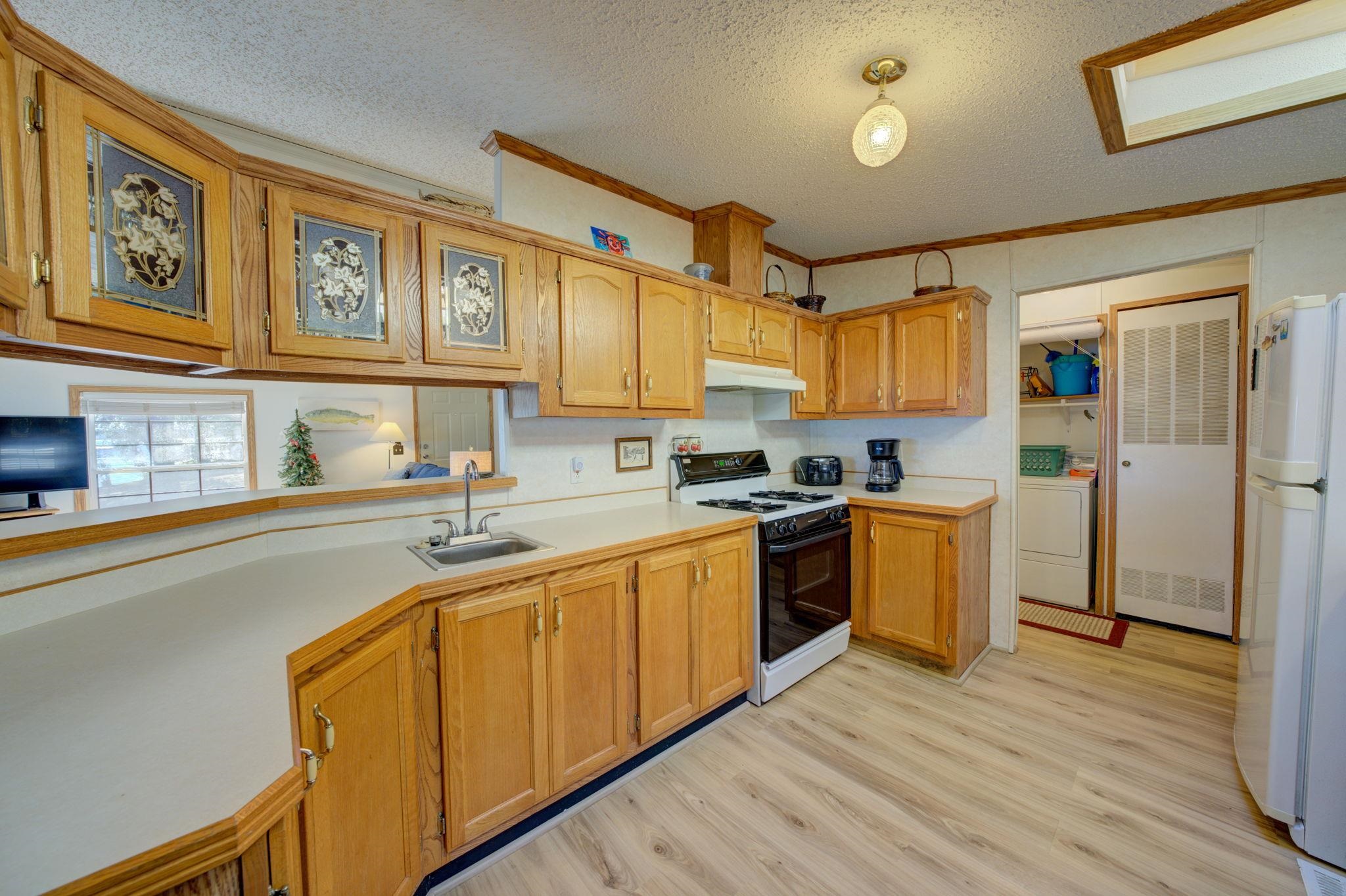 8095 South Rustic Drive Cedar, MI 49621 - Photo 24 of 68 1931501-F2F6FEE2-4674-420E-8557-6463660F6695.JPG