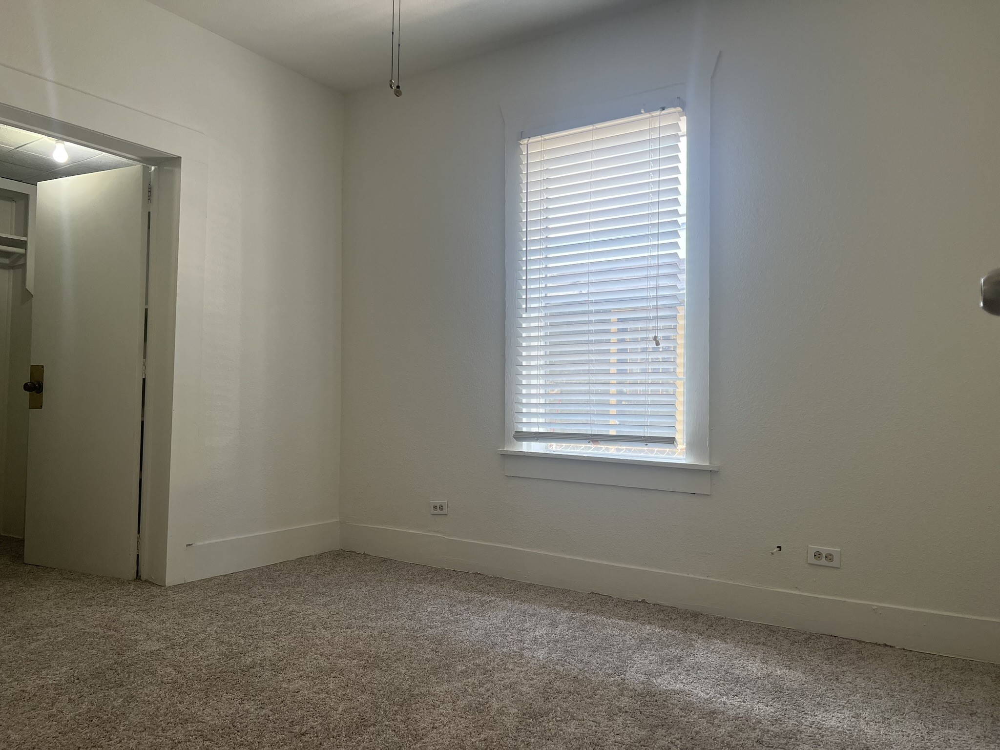 2605 Delafield Street Houston, TX 77023 - Photo 15 of 32 2nd bedroom