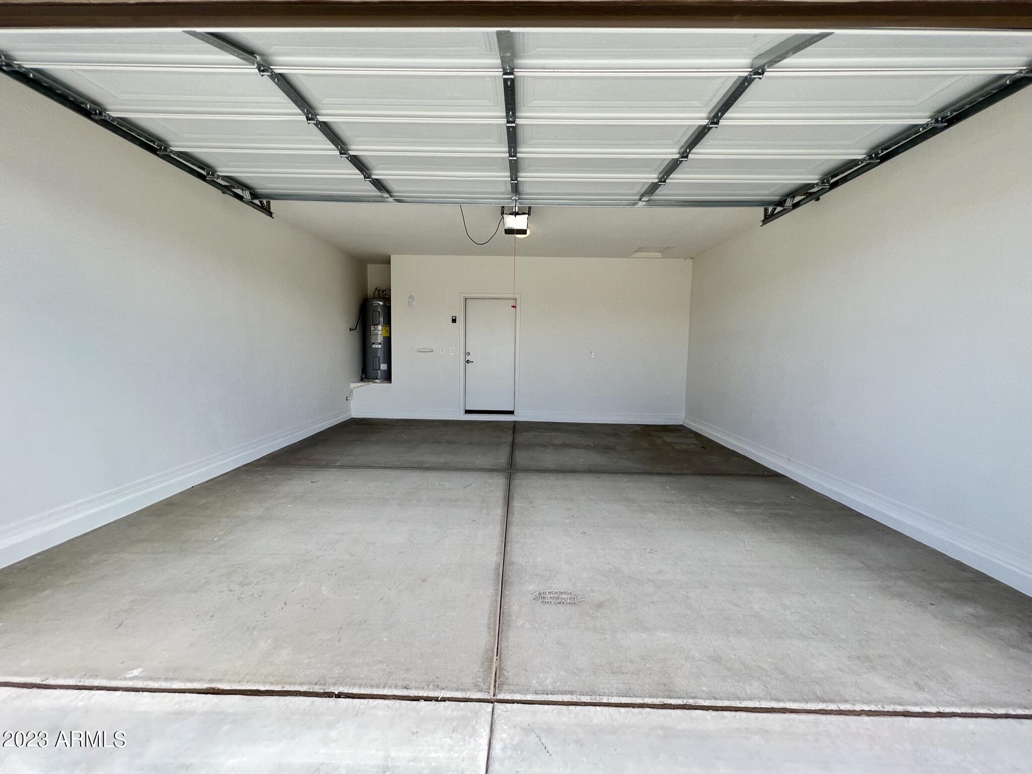 1750 Inca Drive Coolidge, AZ 85128 - Photo 20 of 23 GARAGE