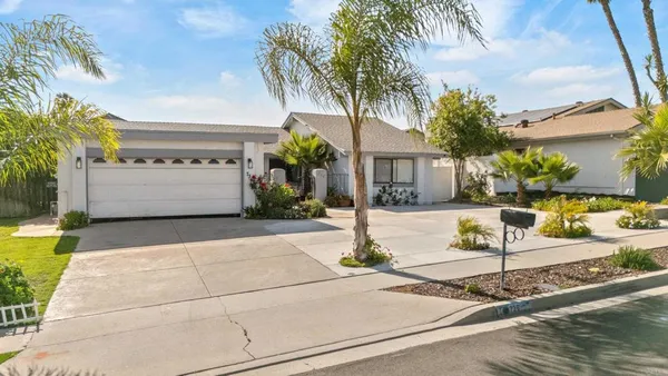 $915,000 | 736 Granada Drive, Vista, CA 92083