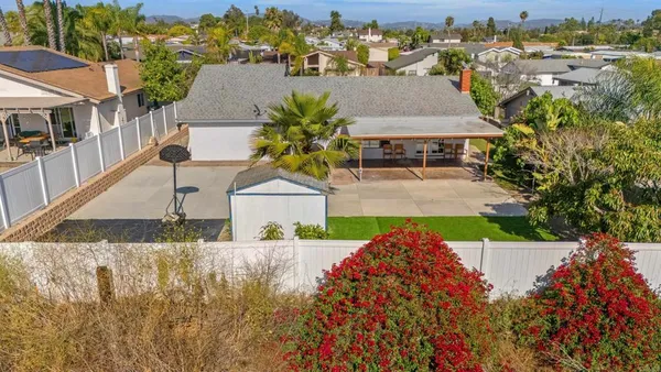 $915,000 | 736 Granada Drive, Vista, CA 92083