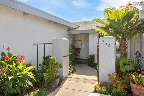 $915,000 | 736 Granada Drive, Vista, CA 92083