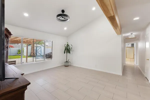 $915,000 | 736 Granada Drive, Vista, CA 92083