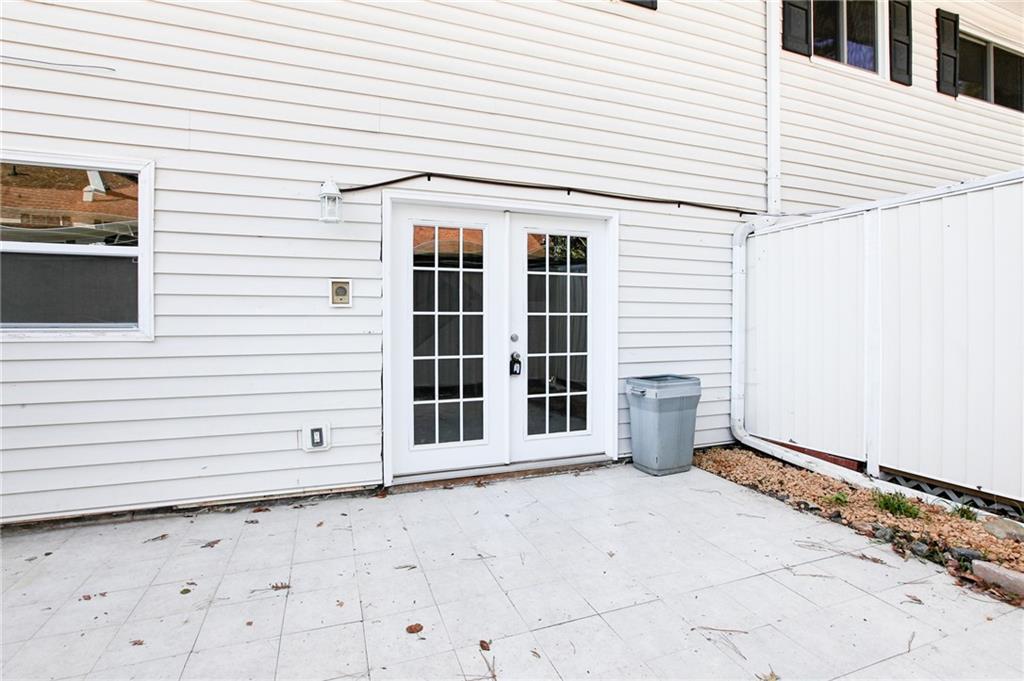 7325 Cardigan Circle Atlanta, GA 30328 - Photo 3 of 31 a view of a house with white door