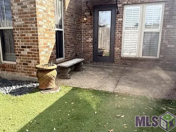 $2,900 | 4218 Bluebonnet Road, Baton Rouge, LA 70809