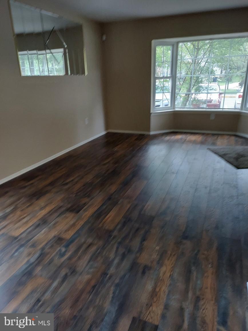 8424 Snowden Oaks Place Laurel, MD 20708 - Photo 4 of 9 Gallery Image 4