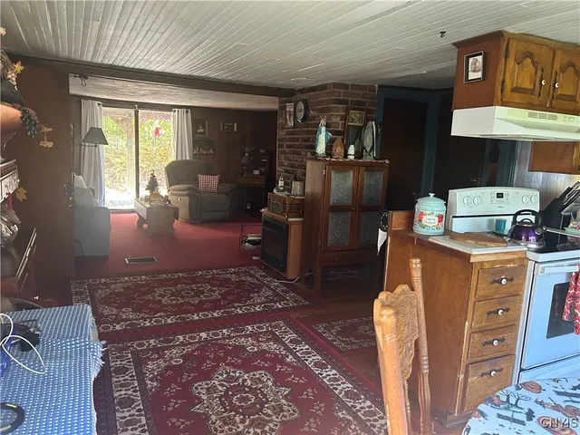 $180,000 | 9121 Paris Hill Road, Paris, NY 13456