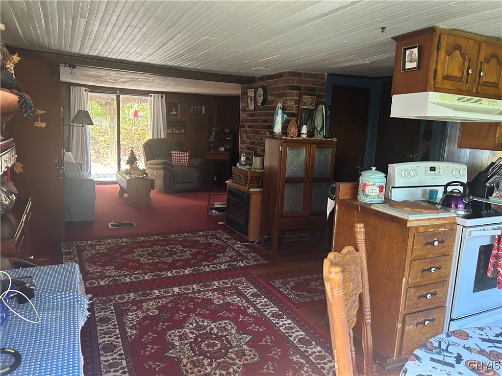 9121 Paris Hill Road Paris, NY 13456 - Photo 12 of 24