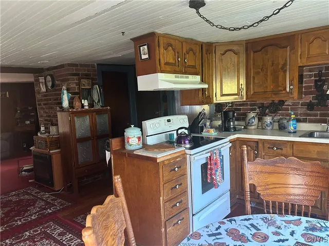 $180,000 | 9121 Paris Hill Road, Paris, NY 13456