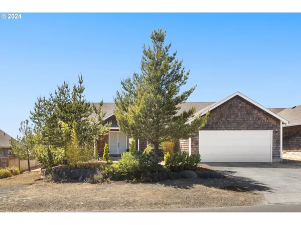$599,900 | 9980 Pine Ridge Drive, Nehalem, OR 97131