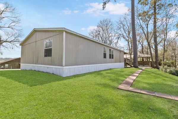 $259,900 | 1281 Creeklake Drive, Onalaska, TX 77360