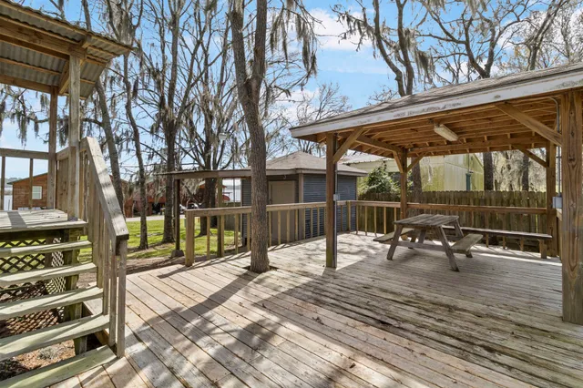 $259,900 | 1281 Creeklake Drive, Onalaska, TX 77360