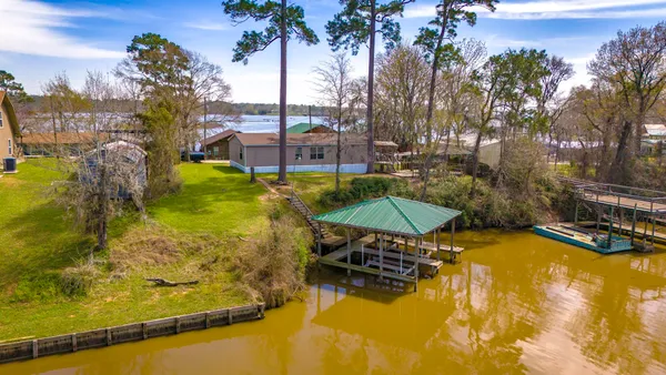 $259,900 | 1281 Creeklake Drive, Onalaska, TX 77360