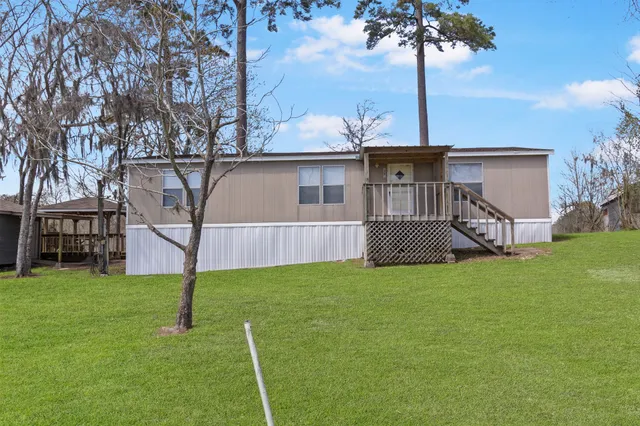 $259,900 | 1281 Creeklake Drive, Onalaska, TX 77360