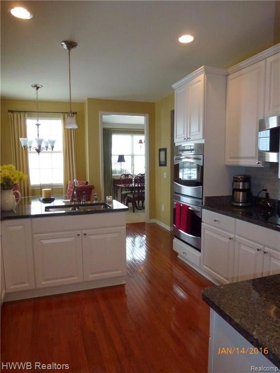 3709 Windingbrook Circle, Unit 85 Rochester Hills, MI 48309 - Photo 10 of 39