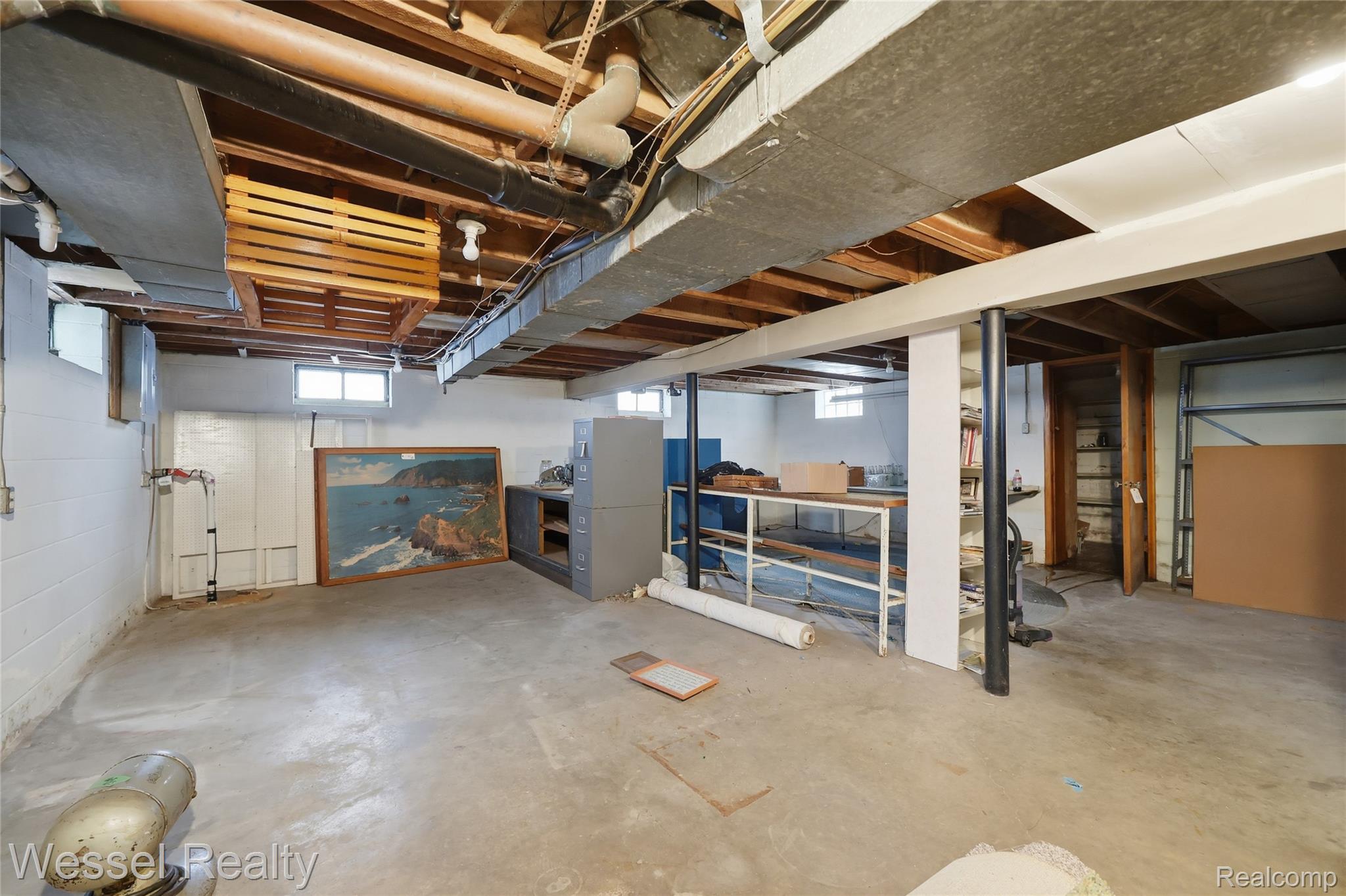 28771 Bunert Road Warren, MI 48088 - Photo 35 of 43 bunert-36.jpg