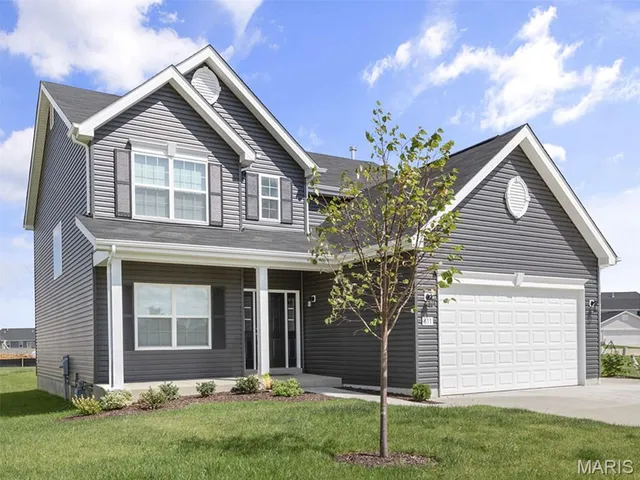 $596,245 | 12201 Louiselle Park Drive, Maryland Heights, MO 63043