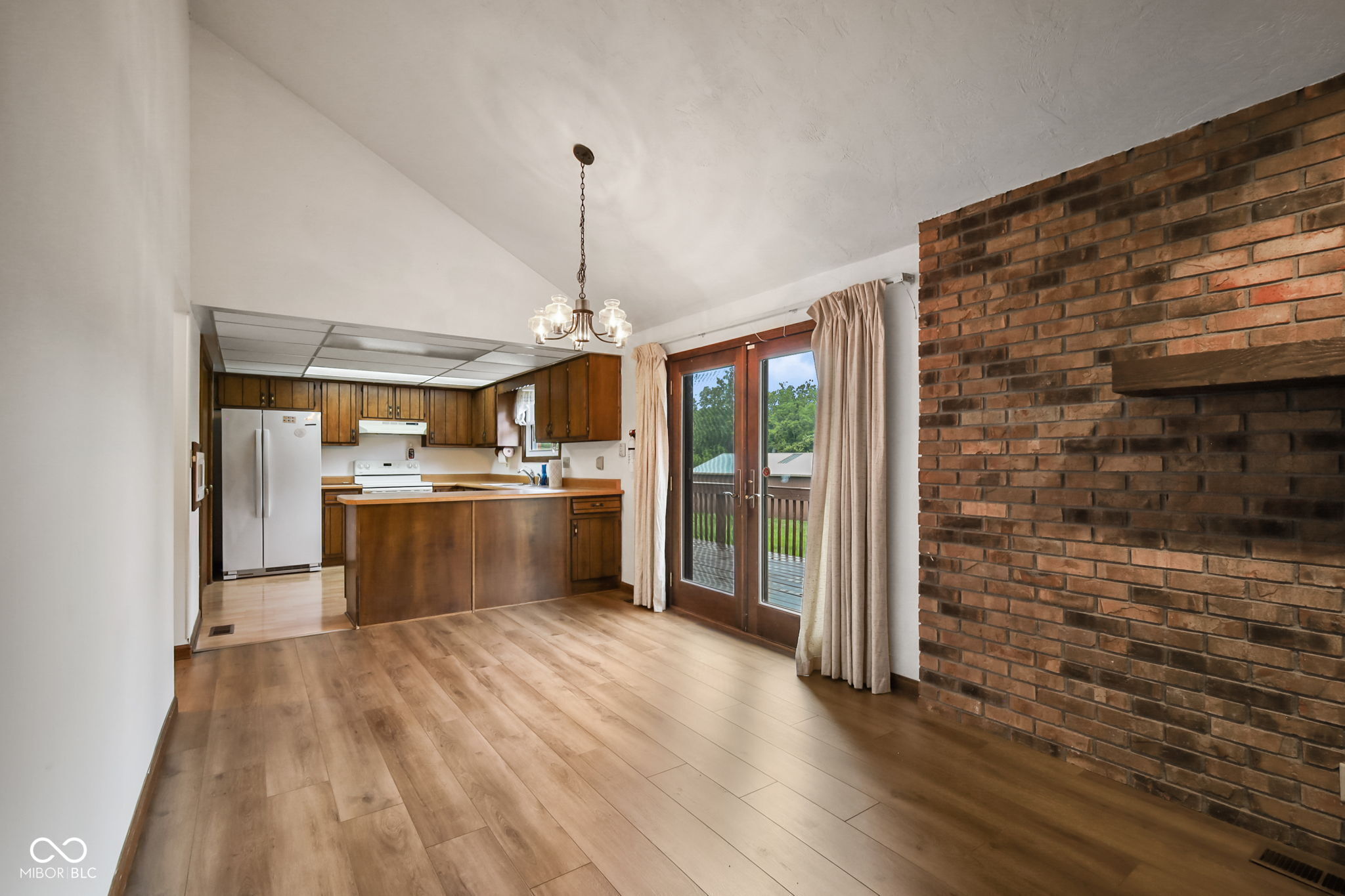 5730 West Epler Road Indianapolis, IN 46221 - Photo 7 of 48