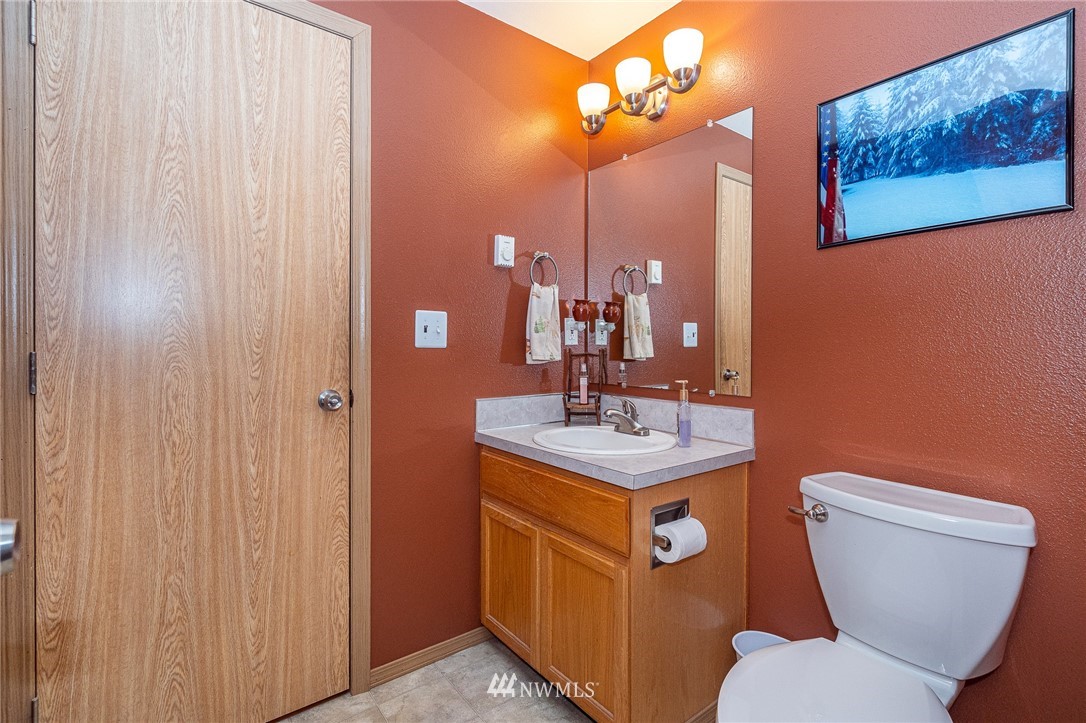 11220 Langworthy Road Southwest Rochester, WA 98579 - Photo 17 of 36 Gallery Image 17