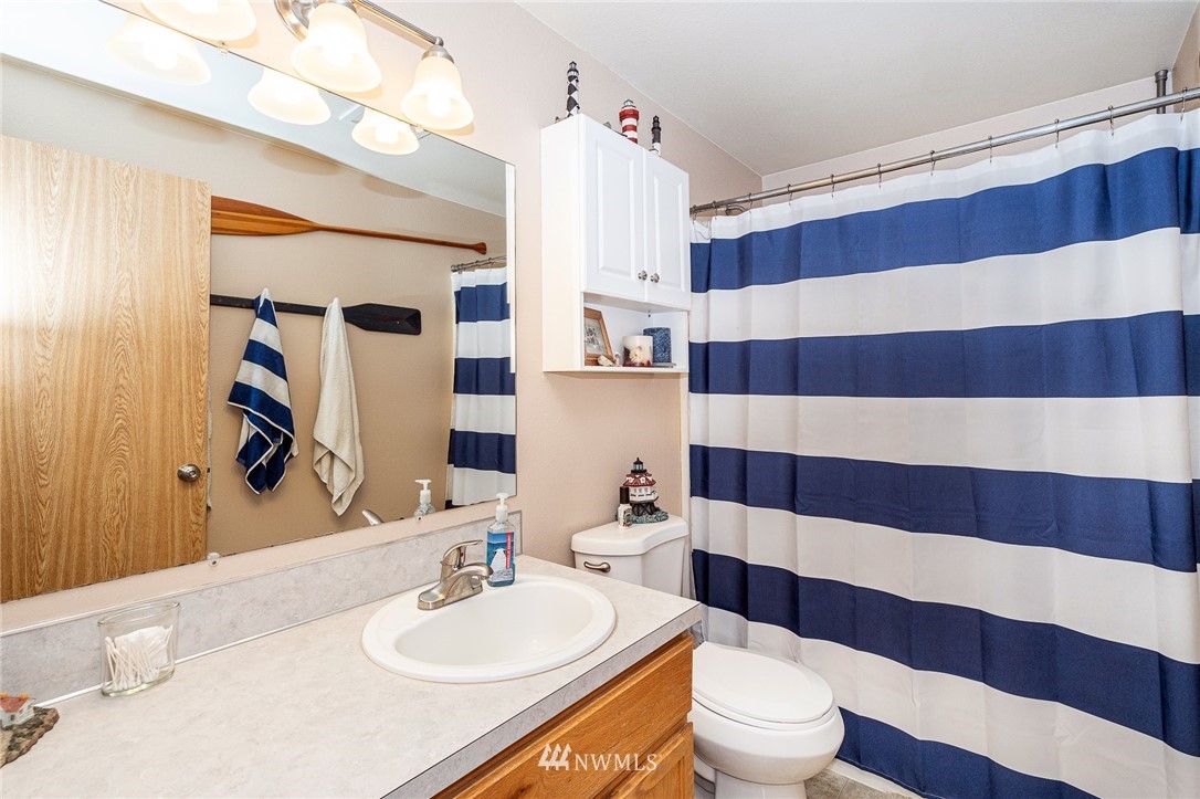 11220 Langworthy Road Southwest Rochester, WA 98579 - Photo 28 of 36 Gallery Image 28