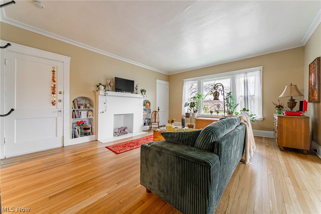 1630 Coventry Road Cleveland Heights, OH 44118 - Photo 7 of 37