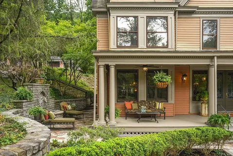 $1,865,000 | 809 Blackburn Road, Sewickley, PA 15143